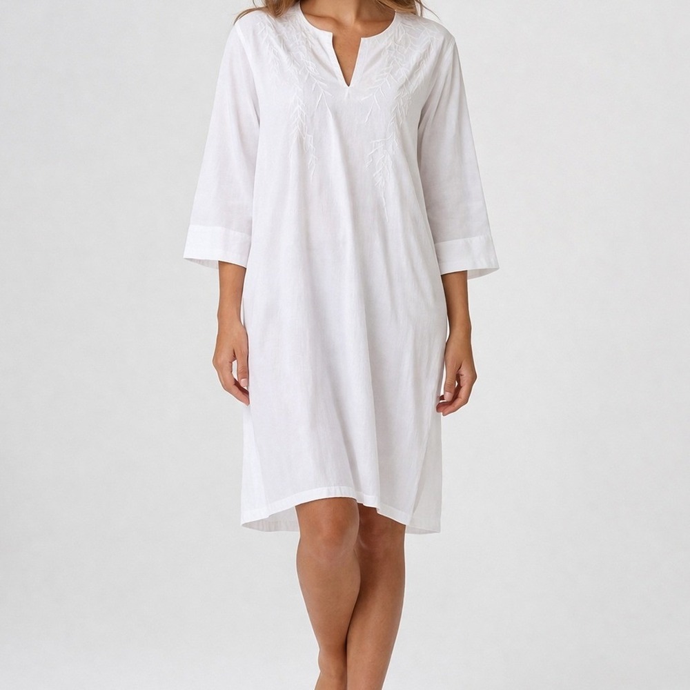 Hanro of Switzerland White Mercerized Cotton Embroidered Nightshirt Gown Large